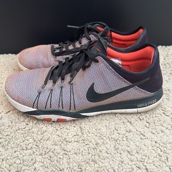 Women’s Nike Free Sneakers - Size 8 - Multicolor - Picture 7 of 10